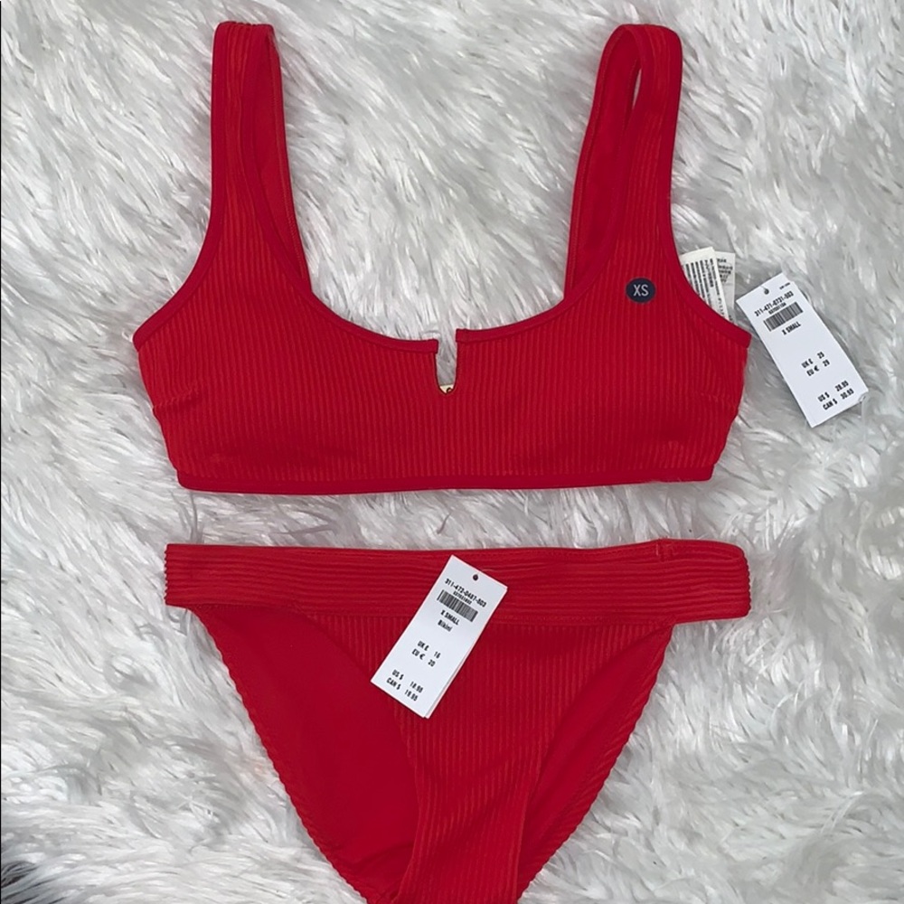 Ribbed Hollister Swim Set